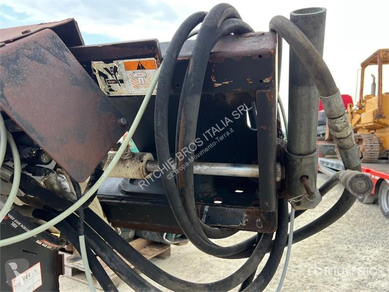 أشغال طرقية Simex Skid Steer Trencher