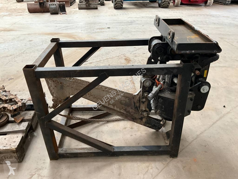 Roboty drogowe Ditch-witch R300