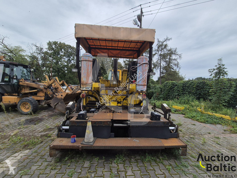 Пътностроителна техника ABG Titan 455