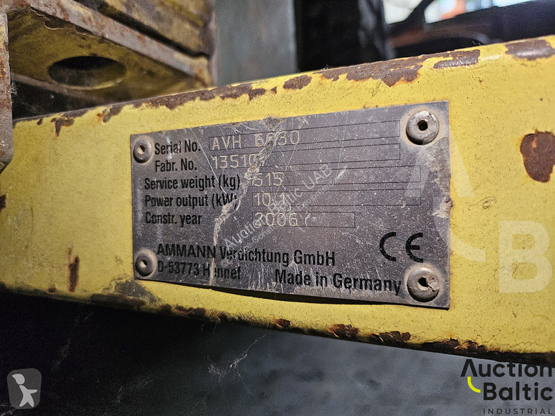 Wegenbouw Ammann AVH 6030