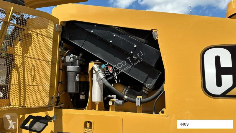 Wegenbouw Caterpillar PM310
