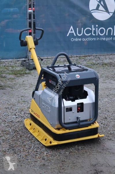 Echipamente pentru lucrari rutiere  DPU 6055