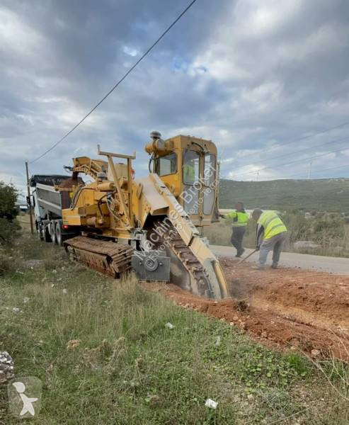 أشغال طرقية Vermeer T655