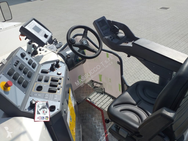 أشغال طرقية Wirtgen W120CFi