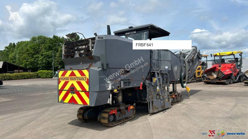 Cestné staviteľstvo Wirtgen W210Fi