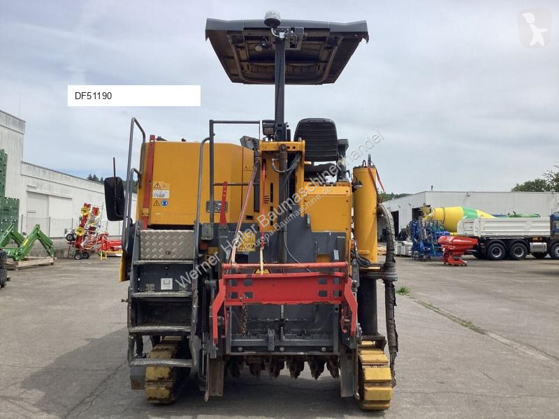 أشغال طرقية Wirtgen W120CFi