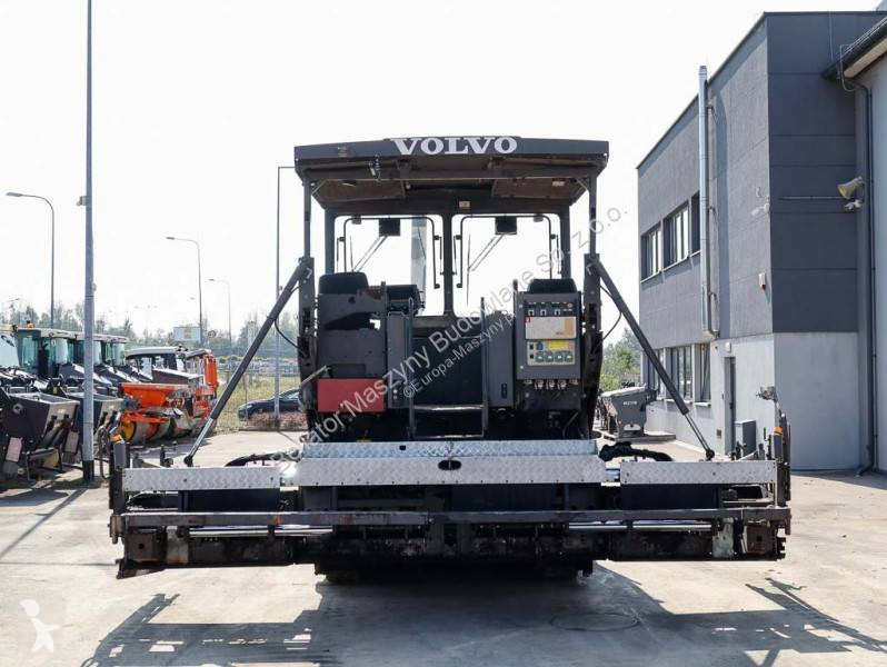 Silniční práce Volvo ABG P7820C