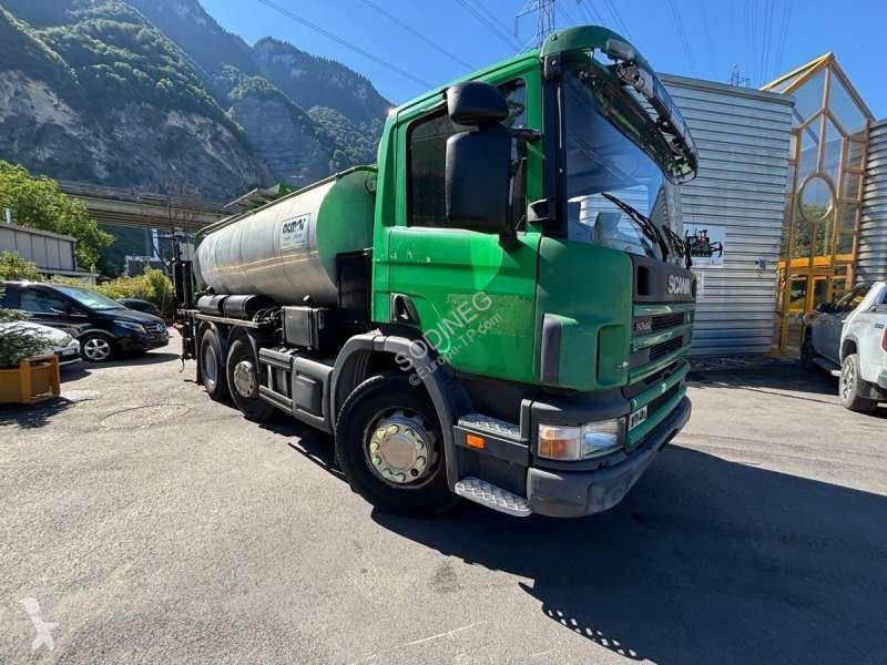 Дорожно-строительная техника Scania 124L