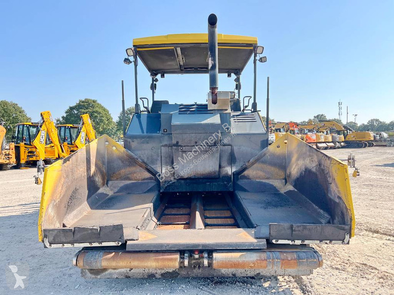 Wegenbouw Volvo 6 Meter Paving Width / Topcon GPS