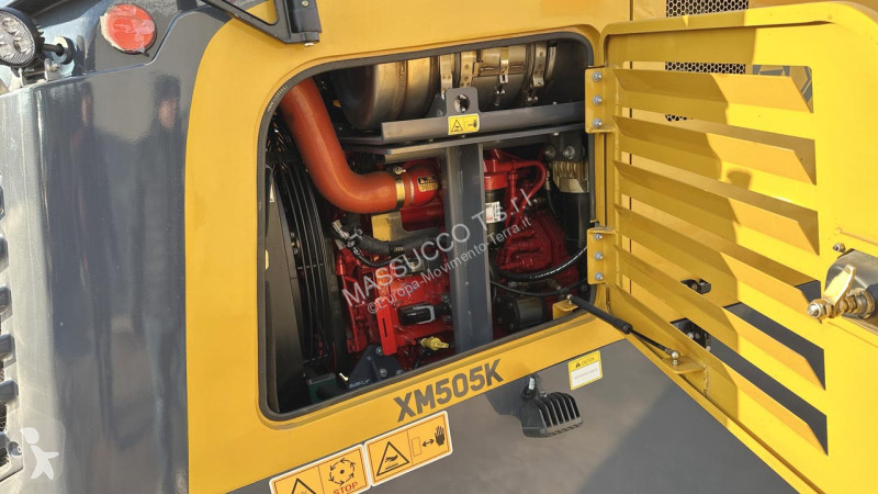 أشغال طرقية XCMG XM505K