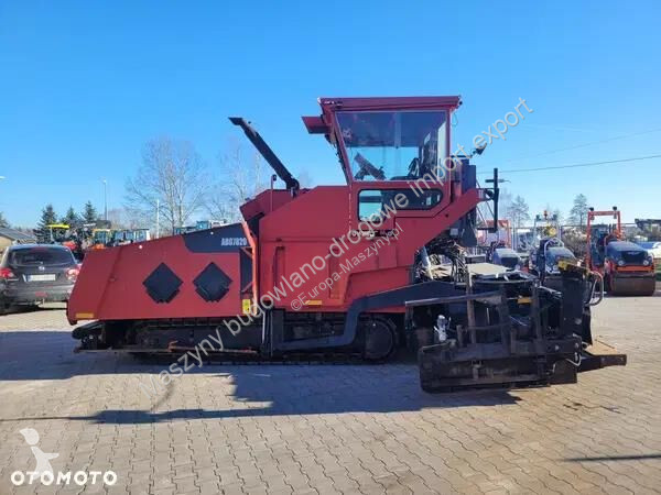 Дорожно-строительная техника ABG Titan 7820