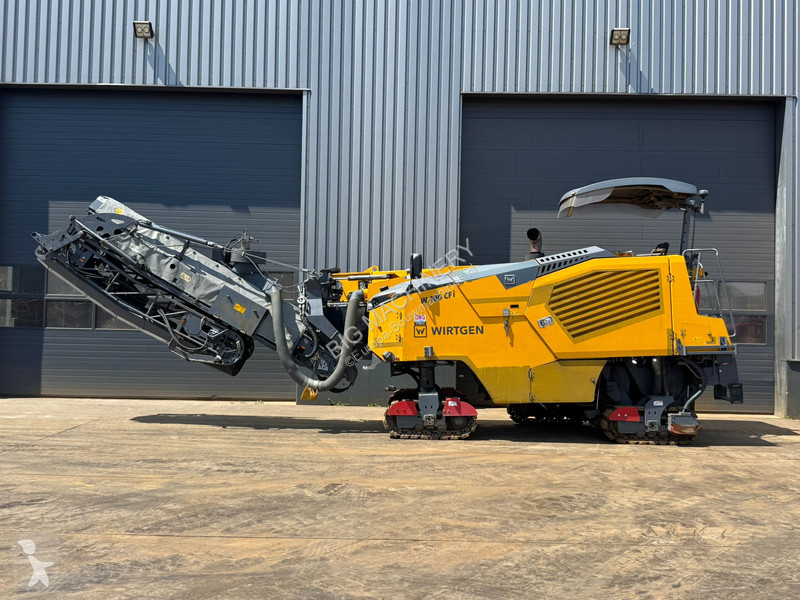 Wegenbouw Wirtgen W100CFI
