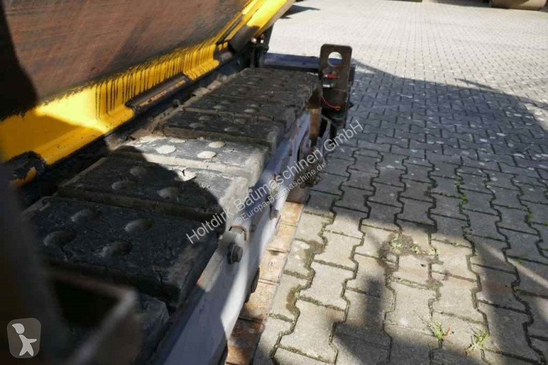 Дорожно-строительная техника Volvo ABG 7820