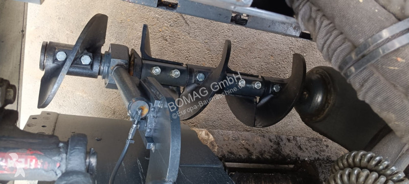 أشغال طرقية Bomag  BF 600 P-2 S500  Stage...