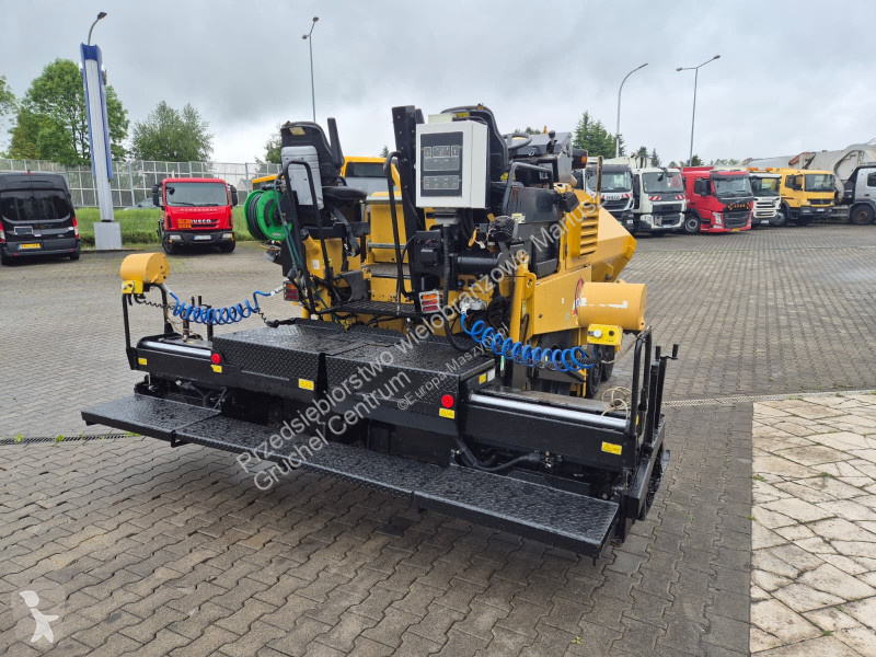 أشغال طرقية Caterpillar AP300 / 1 OWNER /...