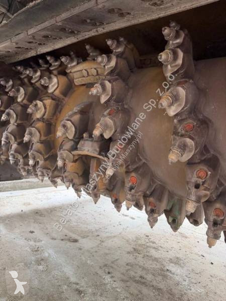 Wegenbouw Wirtgen W200