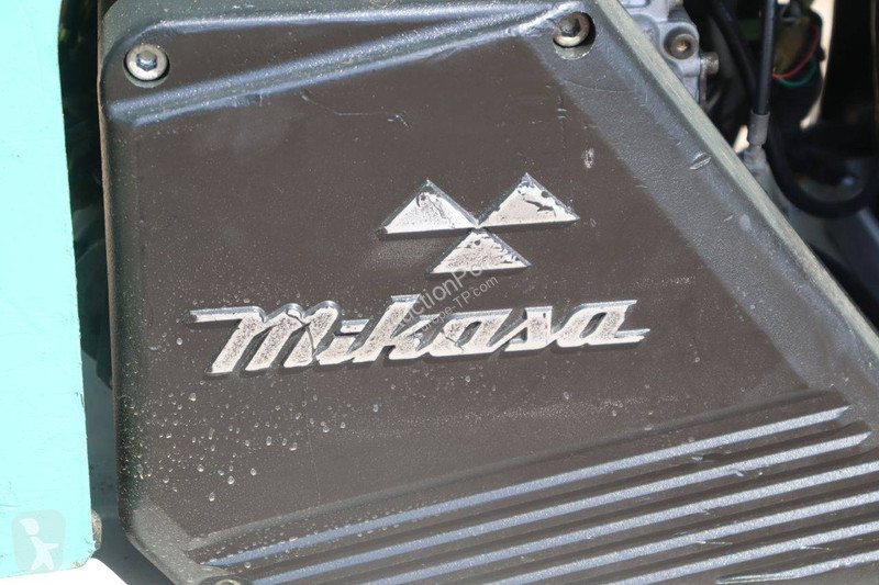 Дорожні роботи Mikasa MVH408