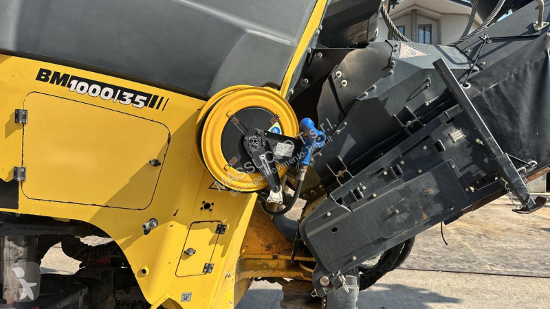 أشغال طرقية Bomag