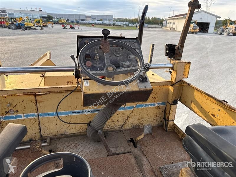 Vägarbeten Bitelli BB130 Asphalt Paver