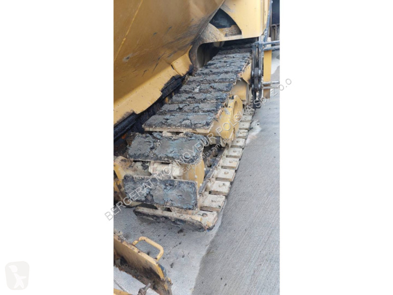 Vejarbejde Caterpillar AP655F