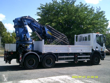 Grue auxiliaire neuve