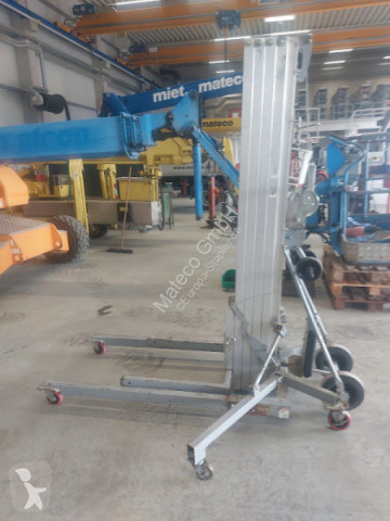 معدات أخرى Genie SLC-24