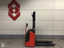 Transpalette accompagnant Linde L10 Pedestrian pallet stacker