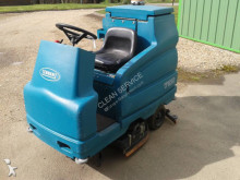 Tennant 7100 zamiatarko-czyszczarka używana