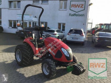 Balayeuse-nettoyeuse TYM T 273 HST