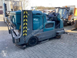 Sopmaskin-rengöringsmaskin Tennant M30 schrobmachine veegmachine - FOR PARTS
