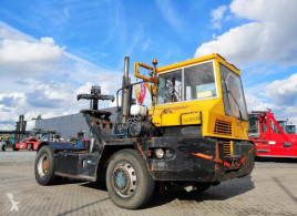 Terberg handling tractor used