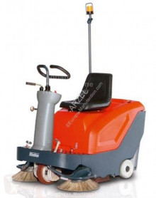 Balayeuse-nettoyeuse Hako B 800 R