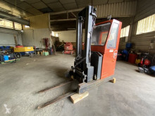 Apilador de conductor sentado BT RRE140MC