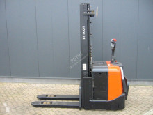 Apilador acompañante BT SPE 160