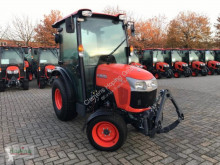 Balayeuse-nettoyeuse Kubota ST341 Winteraktion