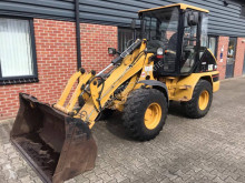 Колёсный погрузчик Caterpillar CAT 906 shovel