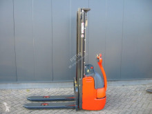 Stoccatore Linde L 12 guida in accompagnamento usato