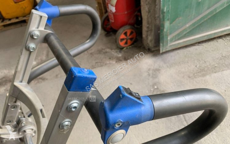 Autres matériels  diable electrique avec...