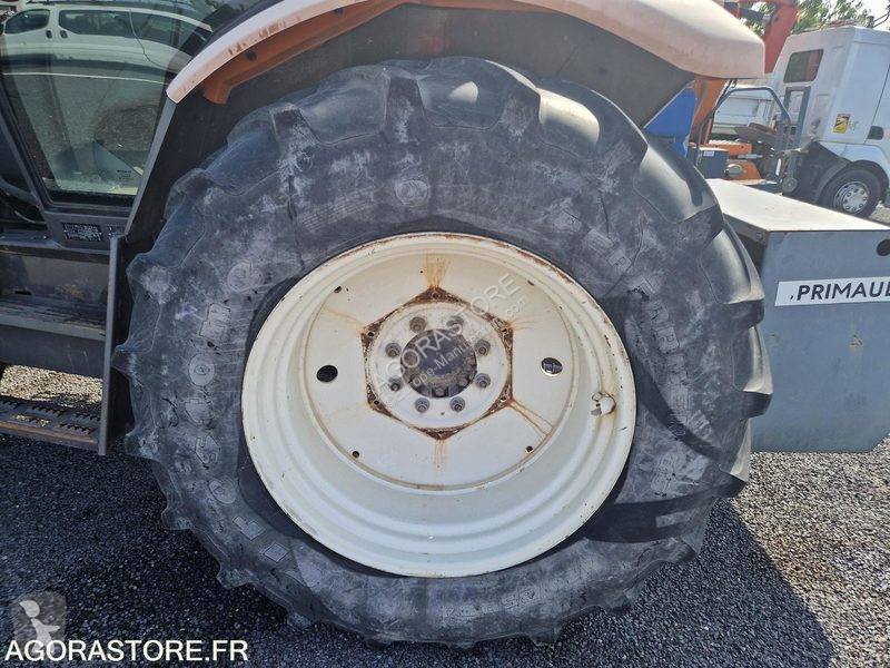 Tractor Renault ERGOS 110