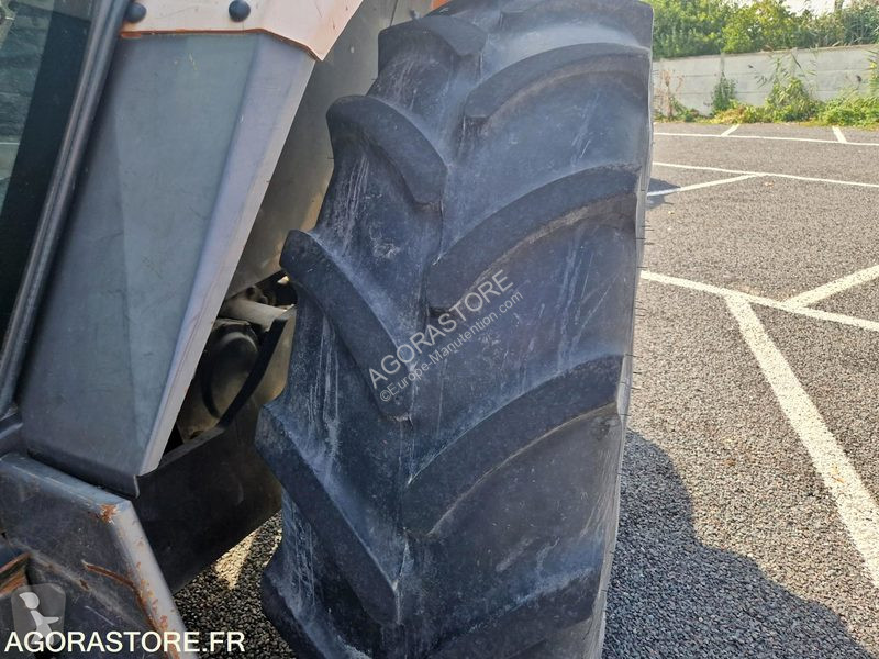 Tractor Renault ERGOS 110