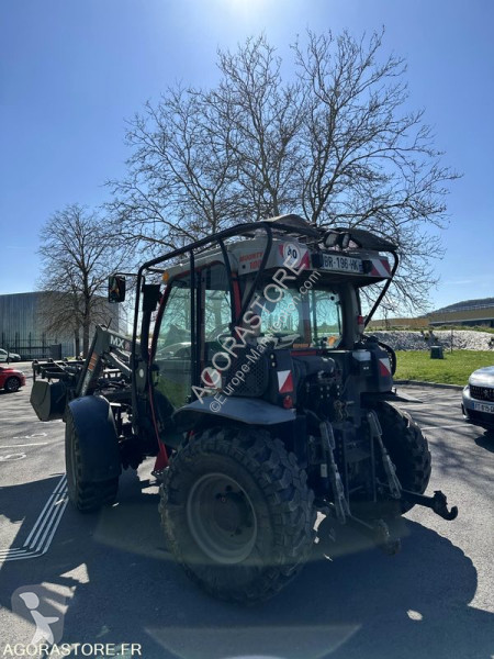 Tracteur agricole MOUNTY