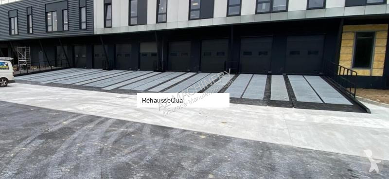 معدات أخرى  AZ RAMP