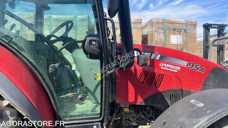 جرار زراعي  FARMALL95