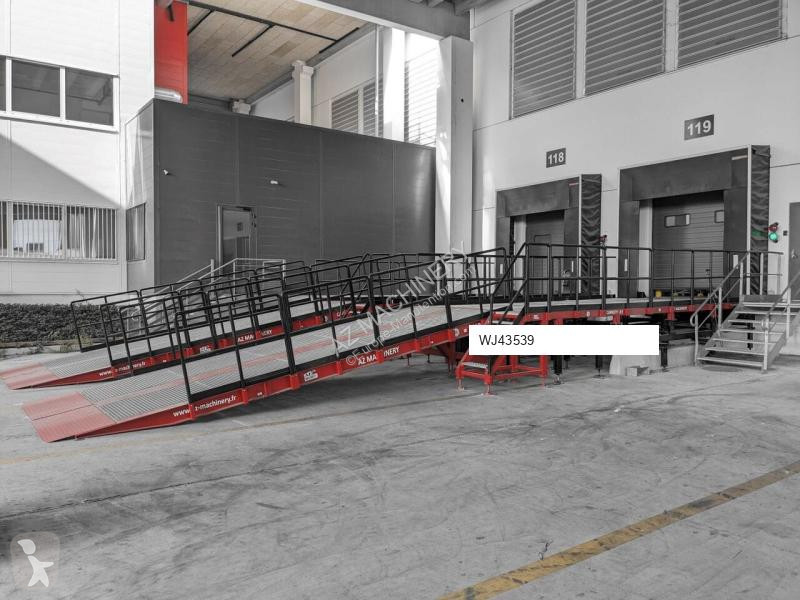 معدات أخرى  AZ RAMP