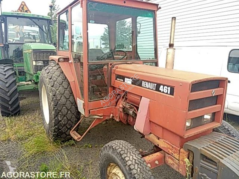 Tracteur agricole Renault R7441