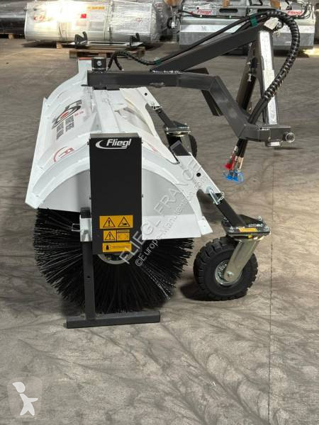 Echipament de curățare Fliegl Type 700