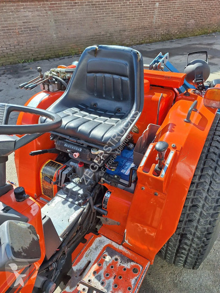 Друга техника Kubota B2150