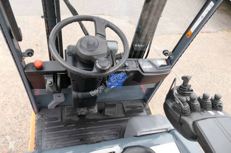 Teleskopický manipulátor Toyota 7FBEST 15...