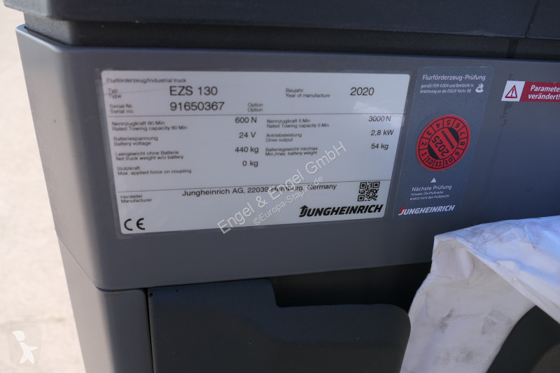 معدات أخرى Jungheinrich EZS 130 Schlepper