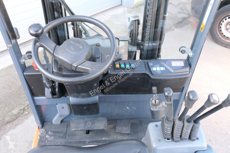 Teleskopický manipulátor Toyota 7FBEST 15...